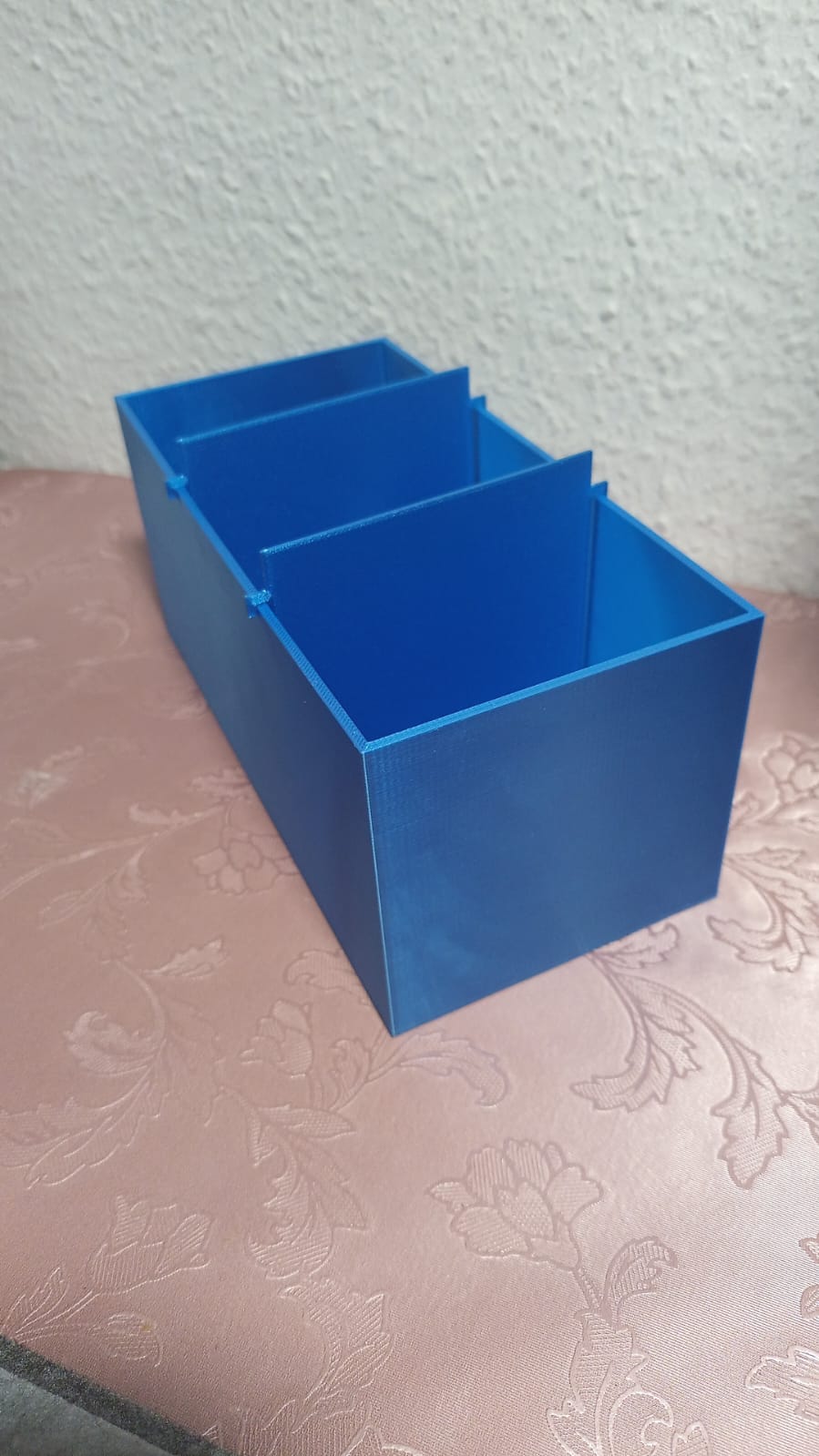 🏰 3D-gedruckter Würfelturm mit LED-Beleuchtung & Challengebox